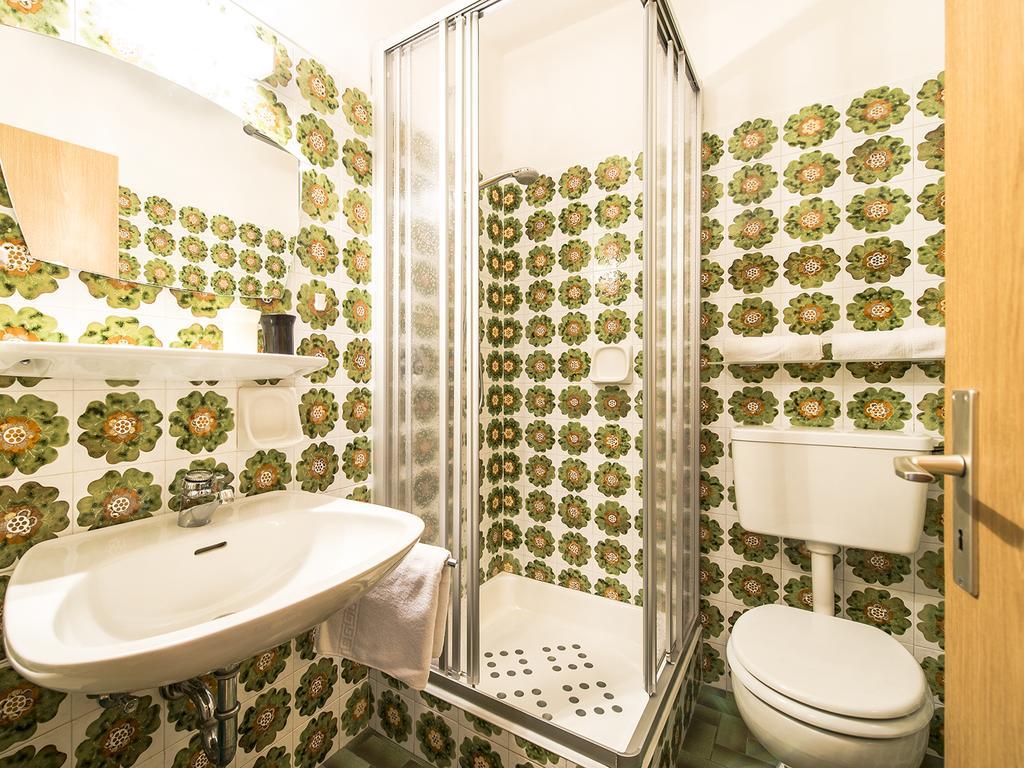 Gasthaus Gasteiger ลากุนโด ภายนอก รูปภาพ